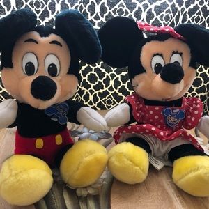 Authentic Disney Mickey and Minnie Mouse stuff animals